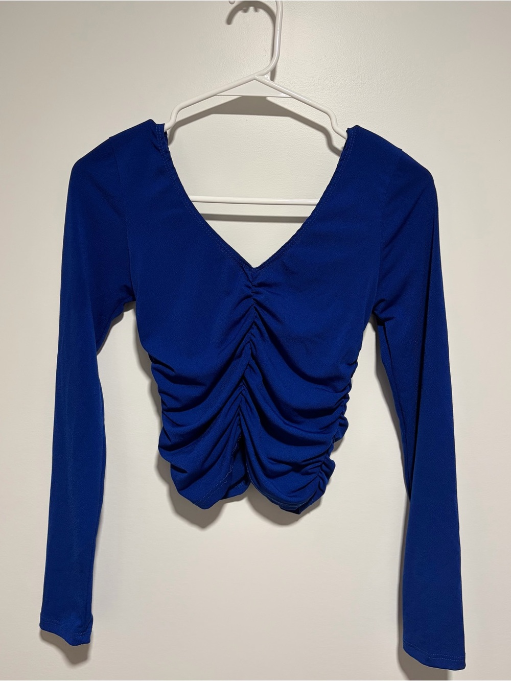 Long-Sleeve Ruched V-Neck Going Out Top in Royal Blue